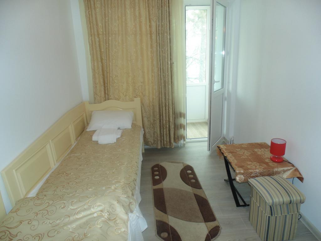 Lary Apartament Suceava Zimmer foto